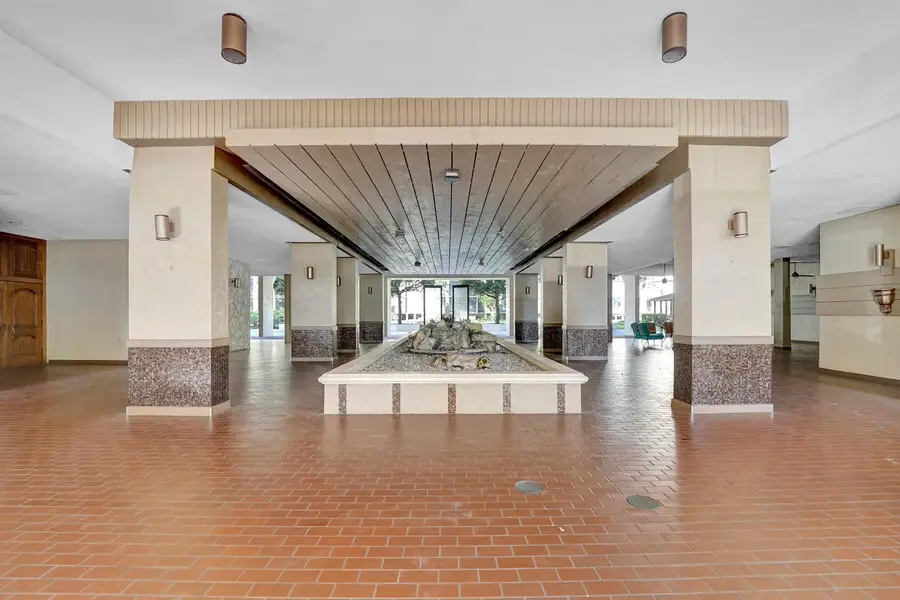 2802 N 46th Avenue #B620, Hollywood, FL 33021 - #3