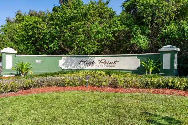 1234 S Lakes End Drive #A, Fort Pierce, FL 34982