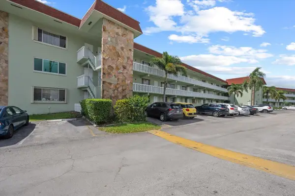 3300 Springdale Boulevard #202, Palm Springs, FL 33461