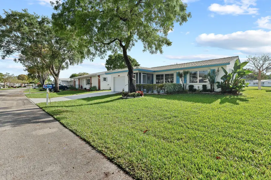 1124 NW 90th Way, Plantation, FL 33322 - #2