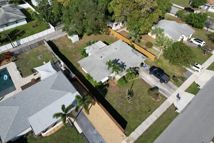 910 SE 3rd Avenue, Delray Beach, FL 33483 - #2