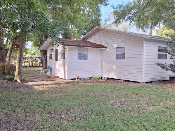 4642 Edwards Road, Fort Pierce, FL 34981