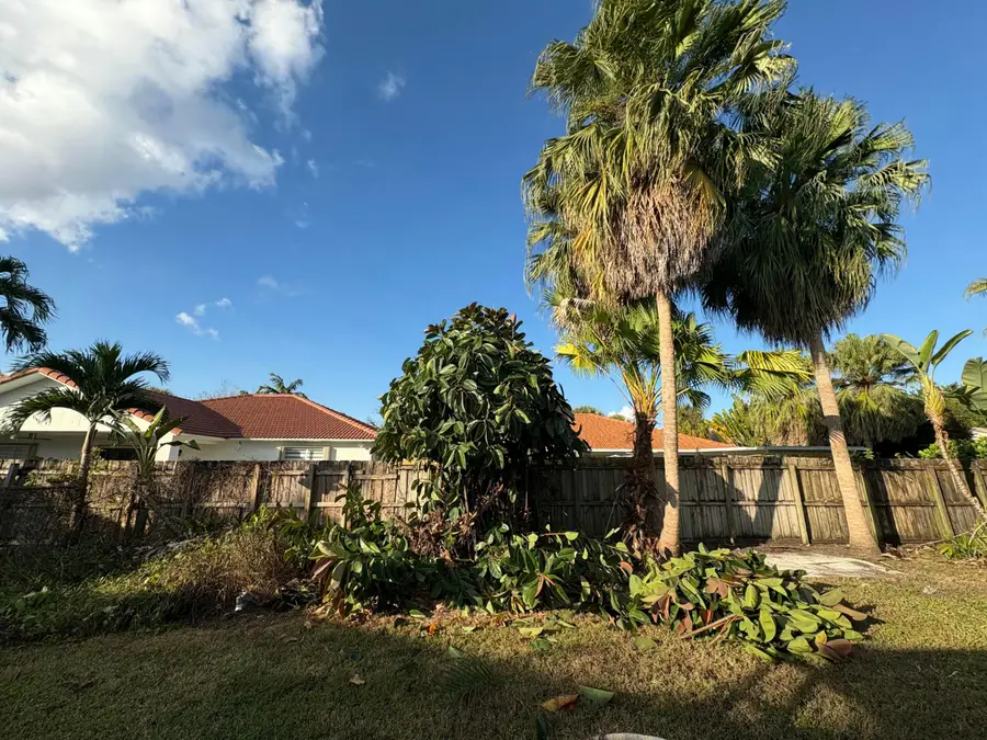 16841 Royal Poinciana Drive, Weston, FL 33326 - #2