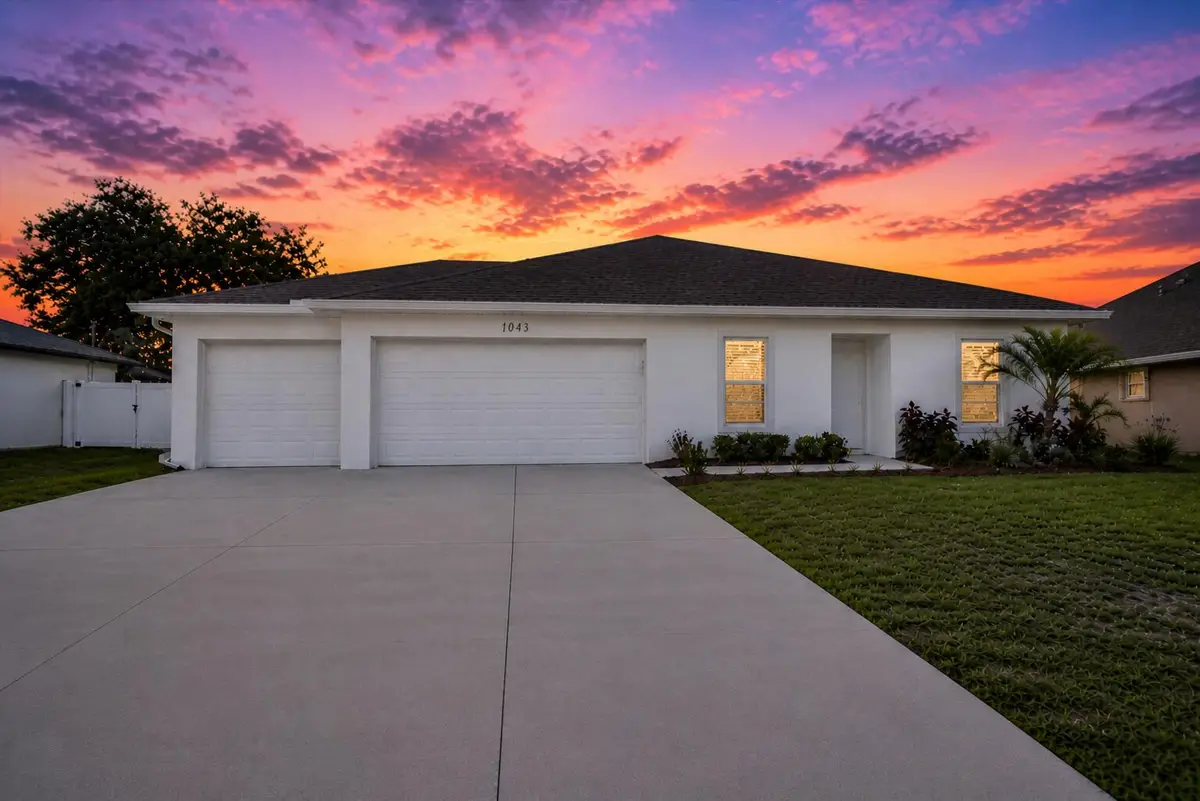 1043 Landsdowne Drive, Sebastian, FL 32958 - #1