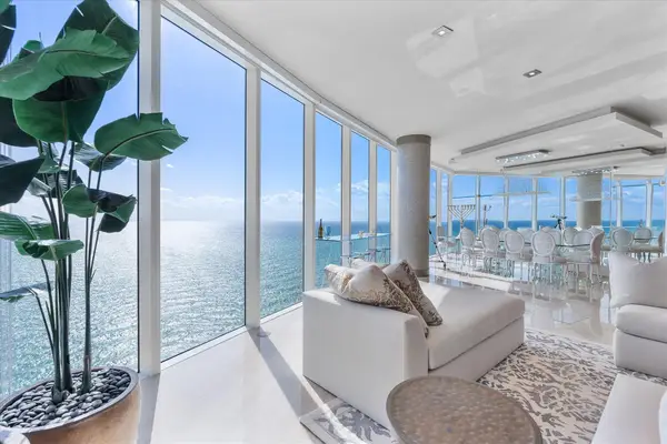2711 S Ocean Drive #3602, Hollywood, FL 33019