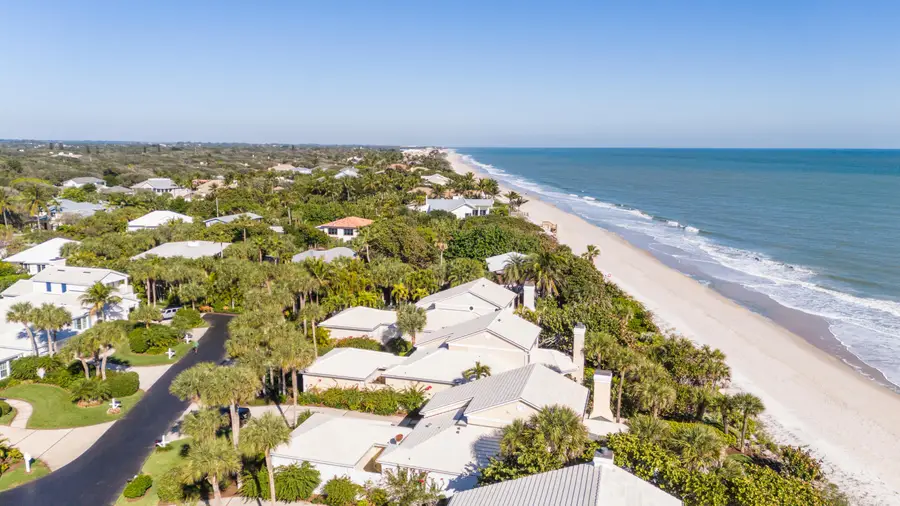 210 N Camelia Court, Vero Beach, FL 32963 - #3