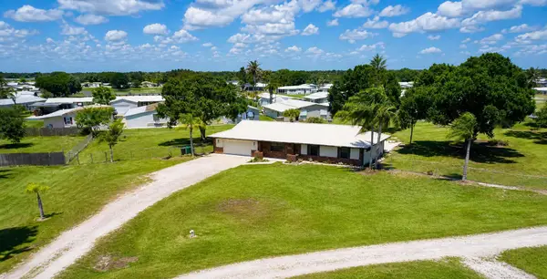 3856 SW 11th Avenue, Okeechobee, FL 34974