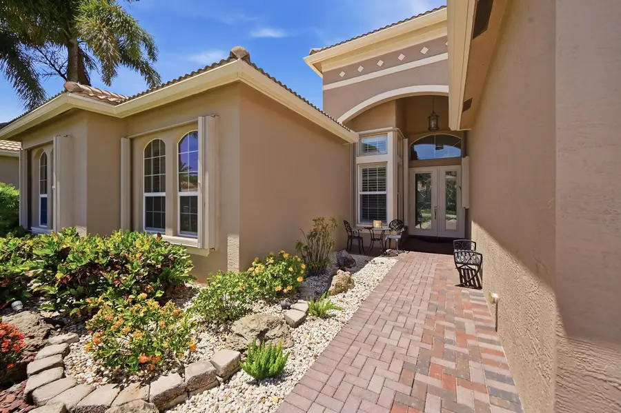 10469 Whitewind Circle, Boynton Beach, FL 33473 - #2