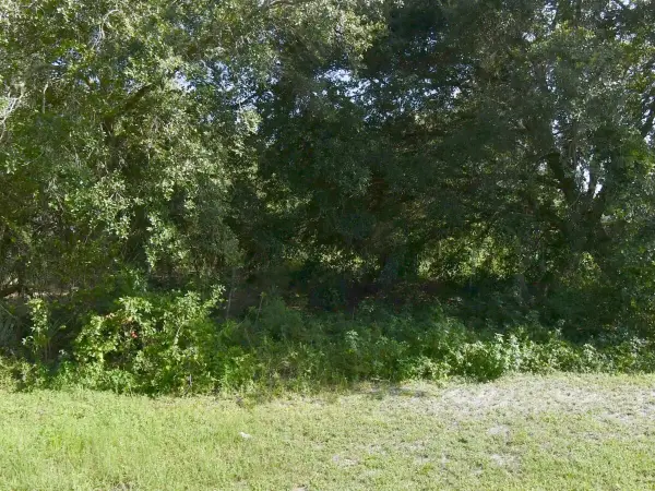 265 N Wakefield Circle, Port St Lucie, FL 34953