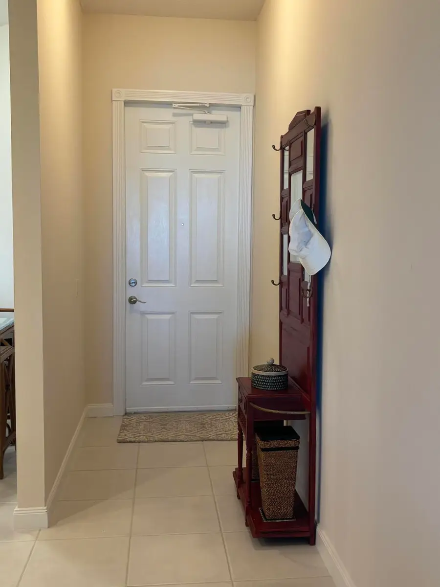 27 Harbour Isle Drive W #305, Fort Pierce, FL 34949 - #2
