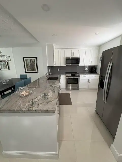 424 SE 10th Street #203, Dania Beach, FL 33004 - #2