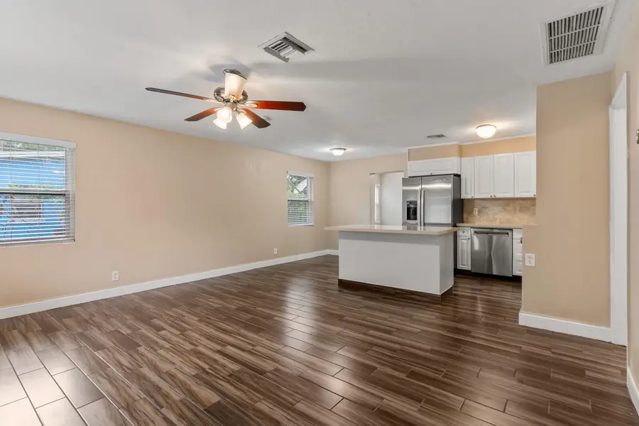 957 30th Street, West Palm Beach, FL 33407 - #3