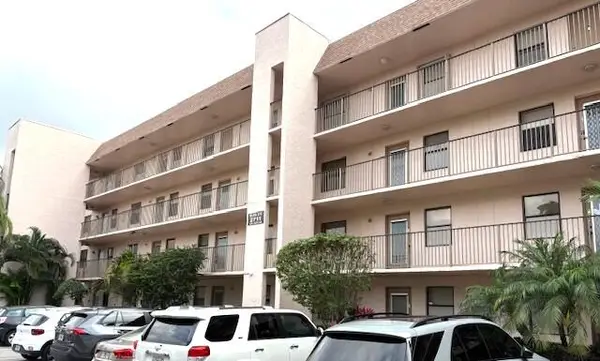 2711 NW 104th Avenue, Sunrise, FL 33322