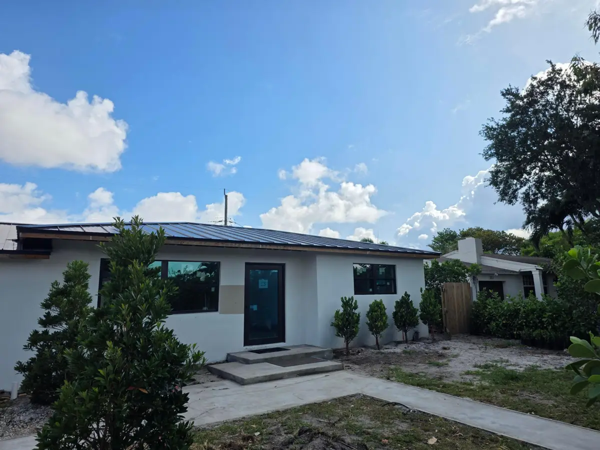 329 Laurie Road, West Palm Beach, FL 33405 - #1