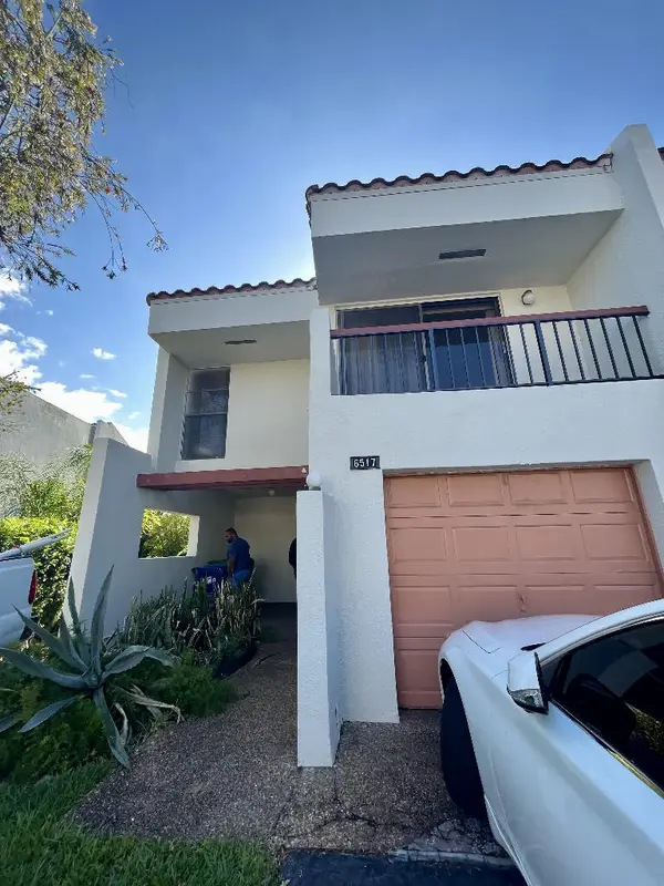 6517 Racquet Club Drive #49, Lauderhill, FL 33319