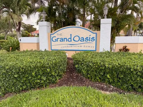 5661 Riverside Drive #203b7, Coral Springs, FL 33067