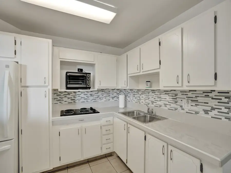 1811 Jefferson Street #404, Hollywood, FL 33020 - #2