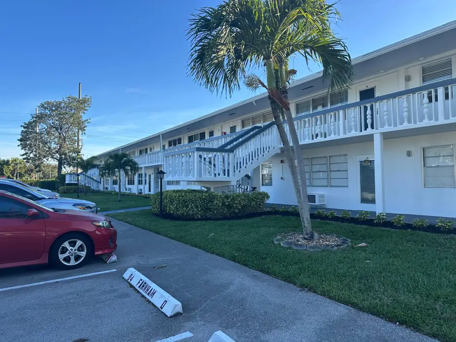 75 Farnham D, Deerfield Beach, FL 33442 - #3