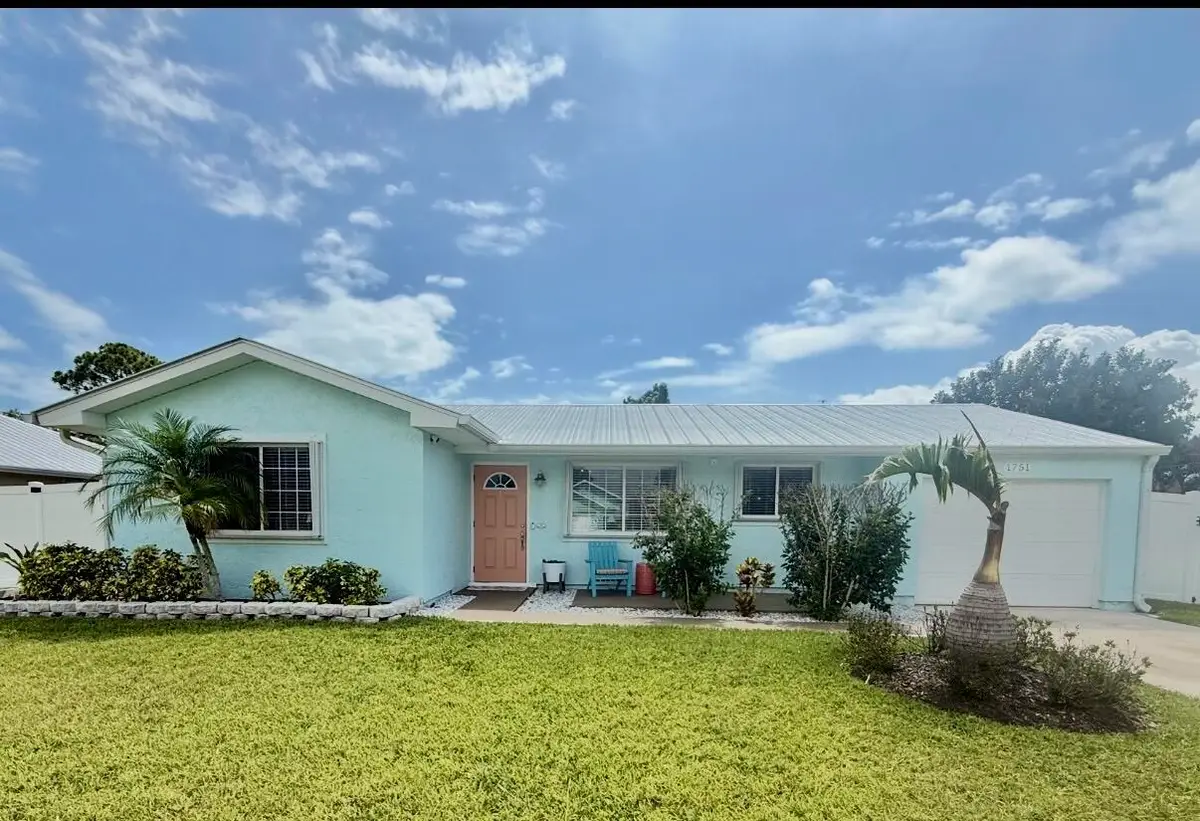 1751 SE Mansfield Street, Port Saint Lucie, FL 34952 - #1
