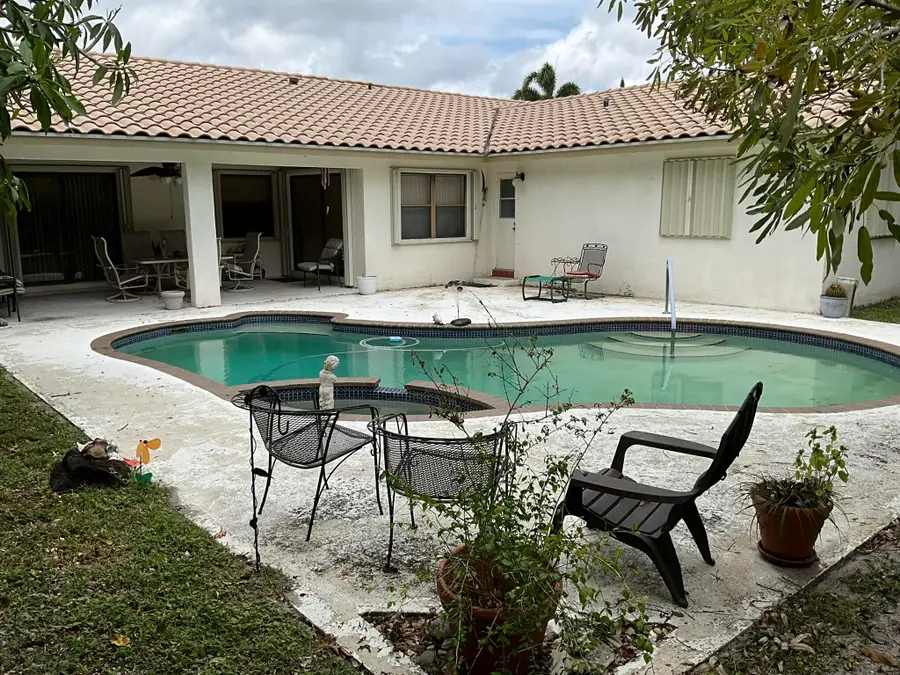 6114 Woodbury Road, Boca Raton, FL 33433 - #2