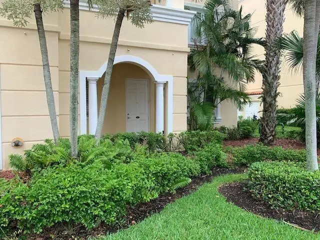20 Harbour Isle Drive W #106, Fort Pierce, FL 34949 - #1