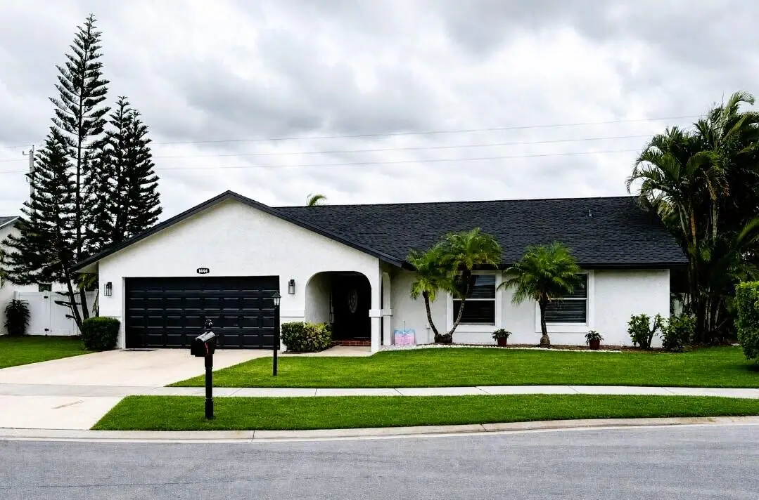 8444 Linden Way, Greenacres, FL 33467 - #1