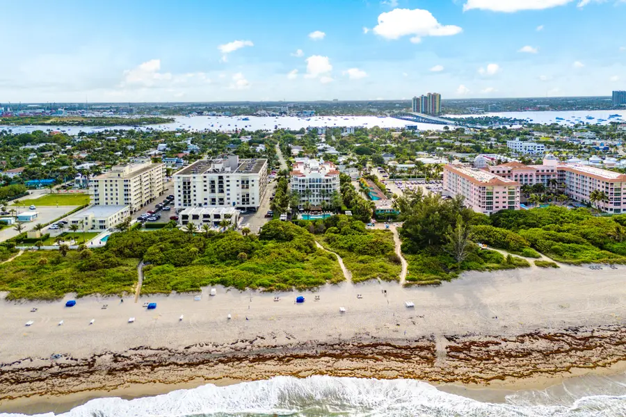 155 S Ocean Avenue #305, Palm Beach Shores, FL 33404 - #3