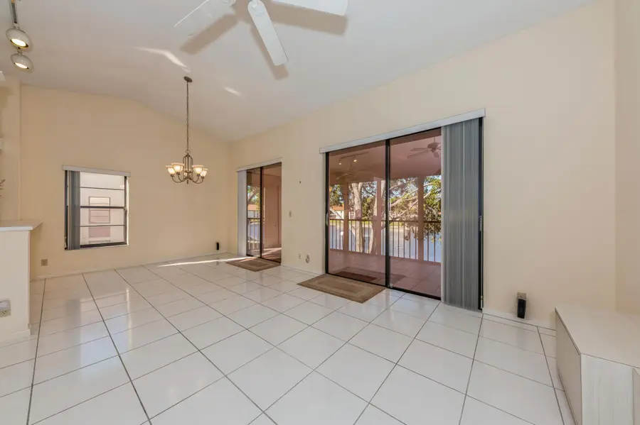 10439 S Circle Lake Drive #201, Boynton Beach, FL 33437 - #3
