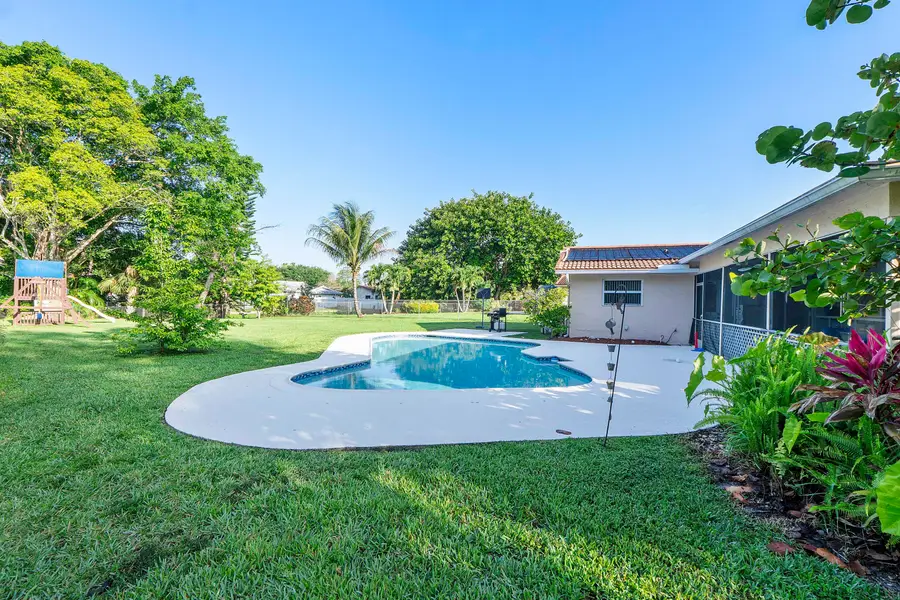4020 NW 113th Avenue, Coral Springs, FL 33065 - #3