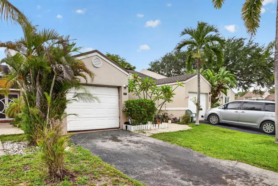 5028 NW 11th Way, Deerfield Beach, FL 33064 - #3
