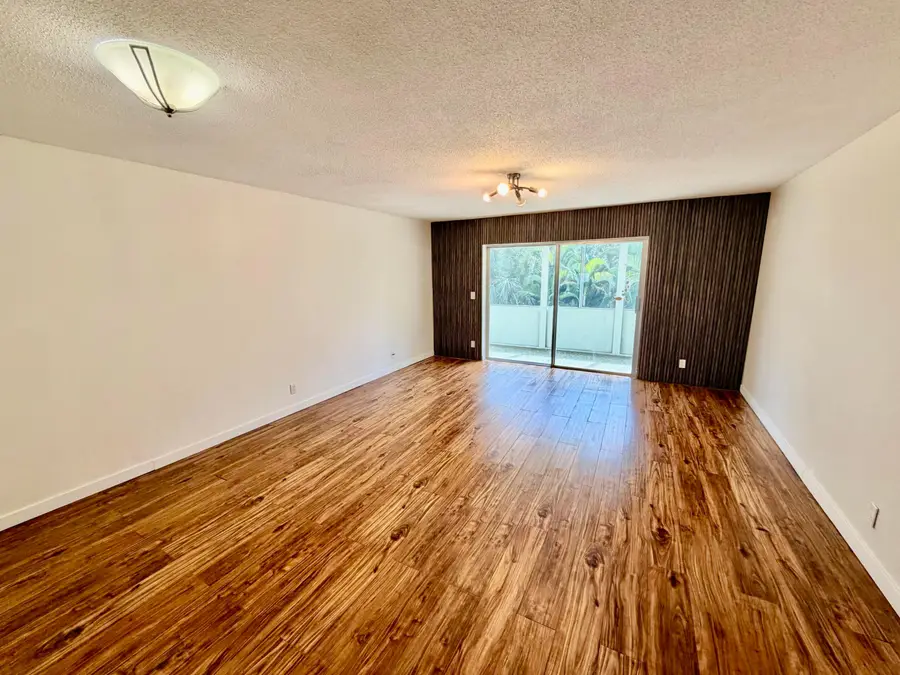 1000 NE 14th Avenue #304, Hallandale Beach, FL 33009 - #2