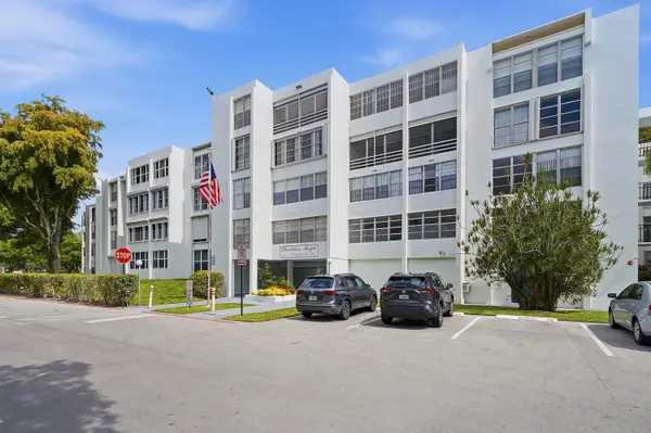 6903 Cypress Road #B24, Plantation, FL 33317