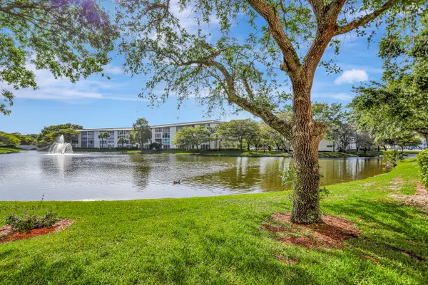 1704 Andros Isle #E-1, Coconut Creek, FL 33066