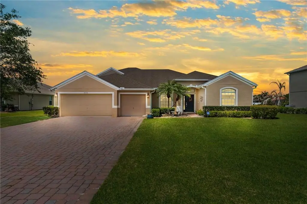 4370 9th Manor Sw, Vero Beach, FL 32968 - #1