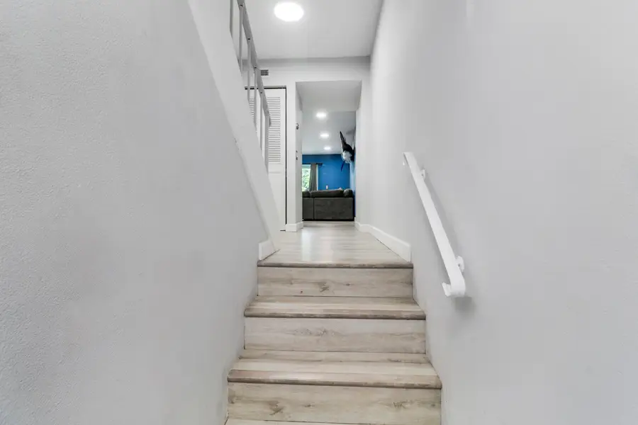 384 Golfview Road #D, North Palm Beach, FL 33408 - #3
