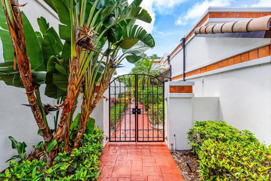 6514 Via Rosa, Boca Raton, FL 33433 - #3