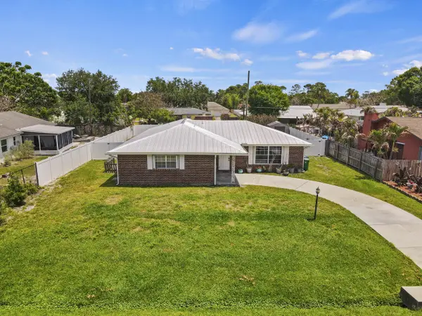 1609 SE Clearmont Street, Port St Lucie, FL 34983