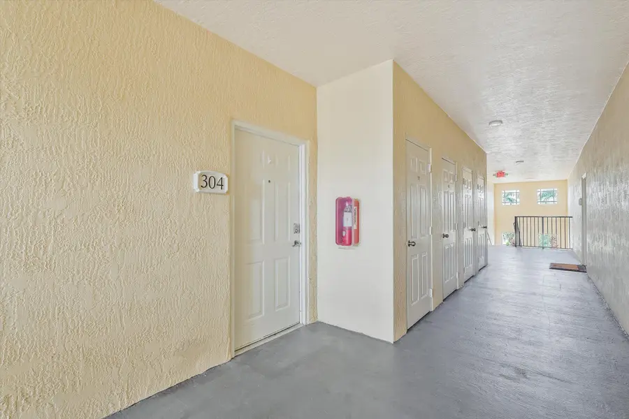 2813 Grande Parkway #304, Palm Beach Gardens, FL 33410 - #3