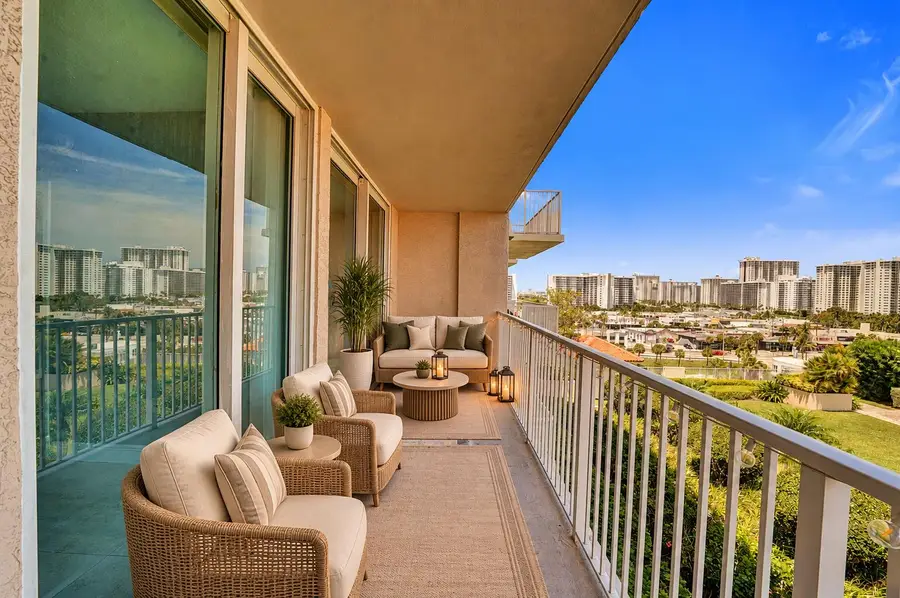 3020 NE 32nd Avenue #807, Fort Lauderdale, FL 33308 - #3