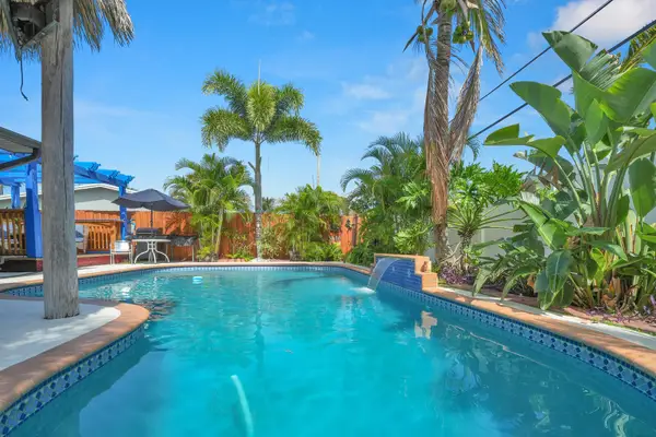 910 NE 23rd Court, Pompano Beach, FL 33064