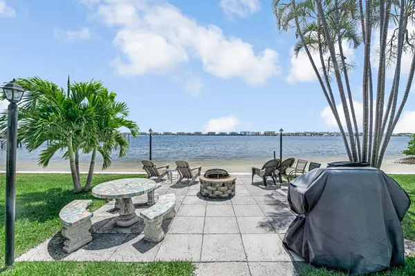 1430 S Lakeside Drive #22, Lake Worth Beach, FL 33460