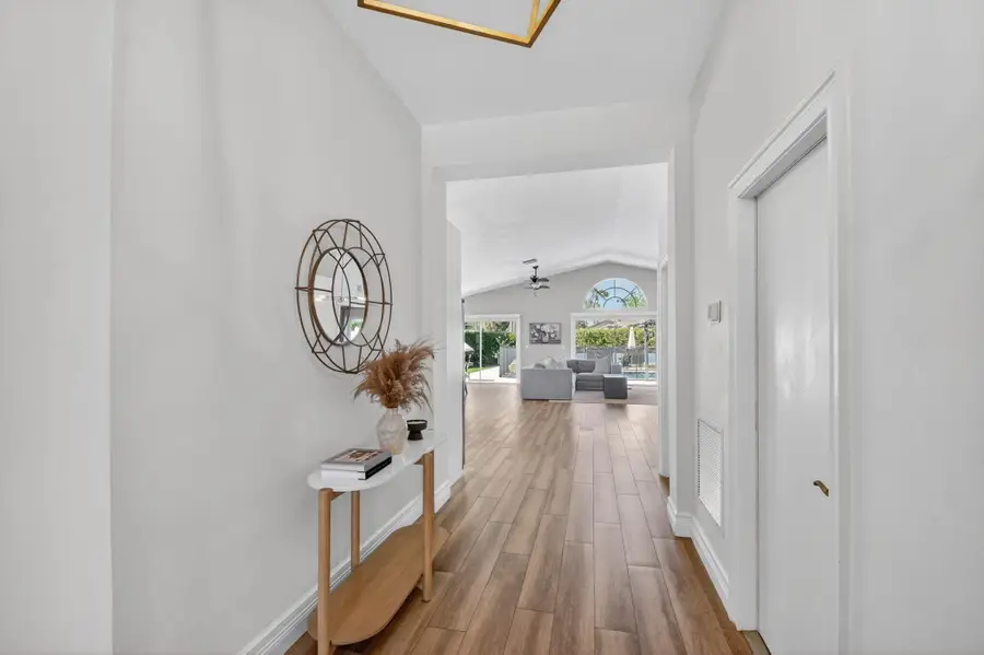 221 Preserve Court, Royal Palm Beach, FL 33411 - #3