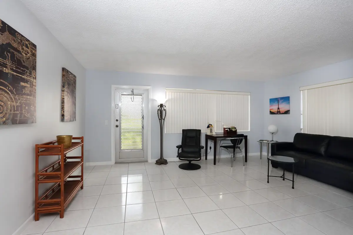 331 Windsor O, West Palm Beach, FL 33417 - #1