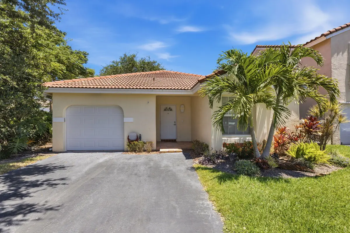 1472 Garden Road, Weston, FL 33326 - #1