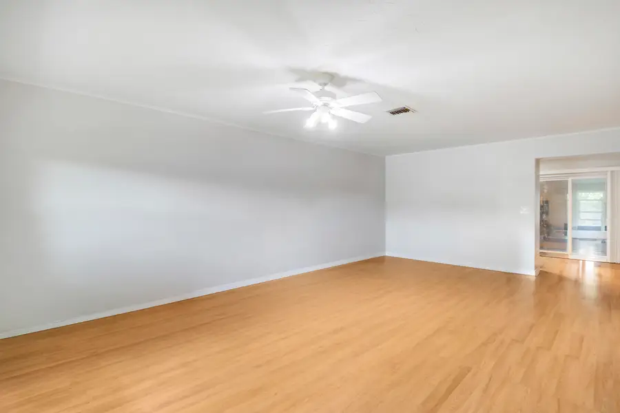 3814 Van Cott Circle, West Palm Beach, FL 33403 - #2