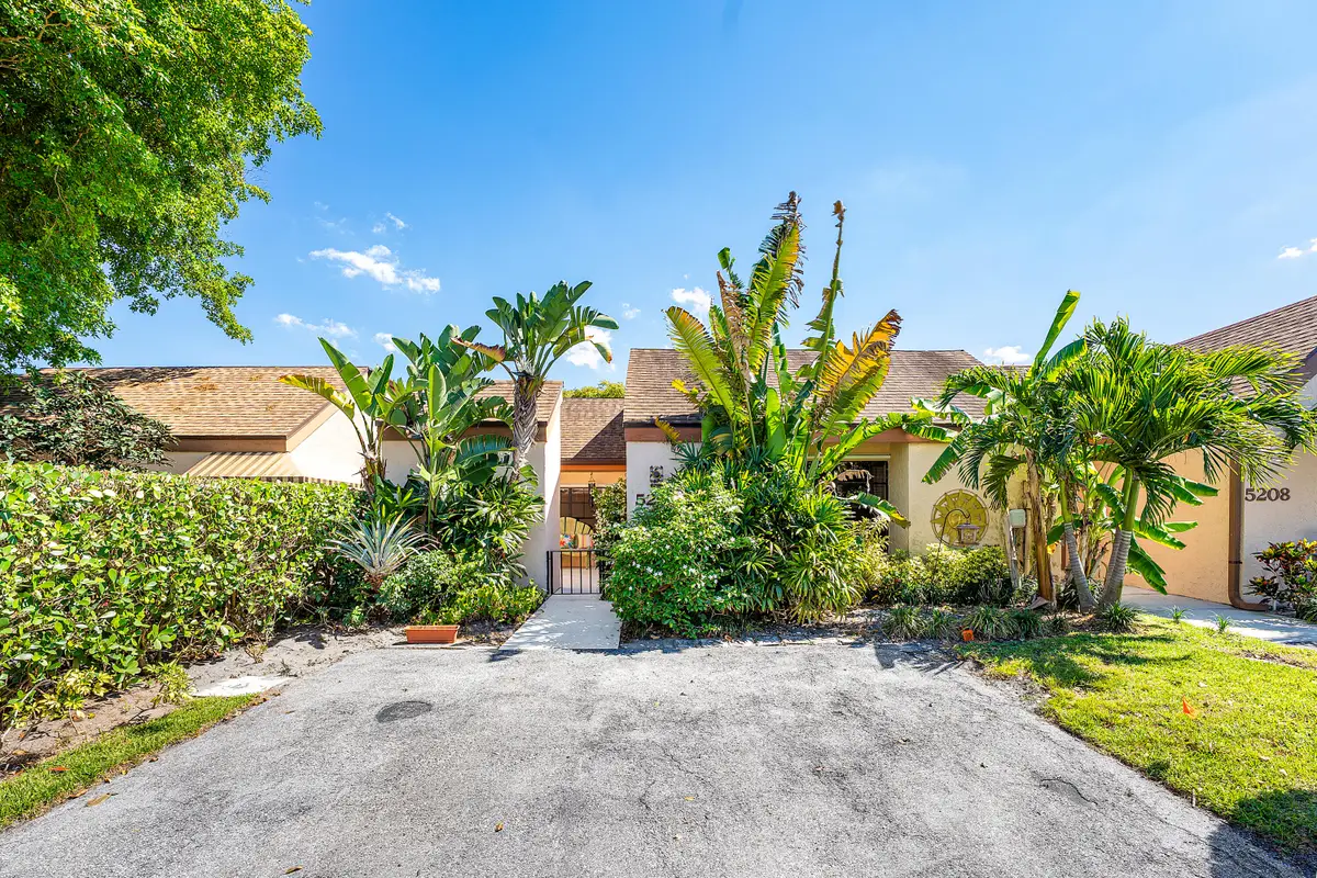 5202 Tarregon Lane, Palm Beach Gardens, FL 33418 - #1
