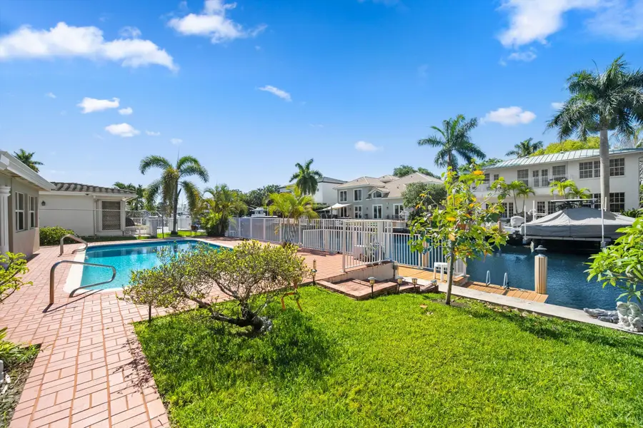 330 SE 9th Court, Pompano Beach, FL 33060 - #3