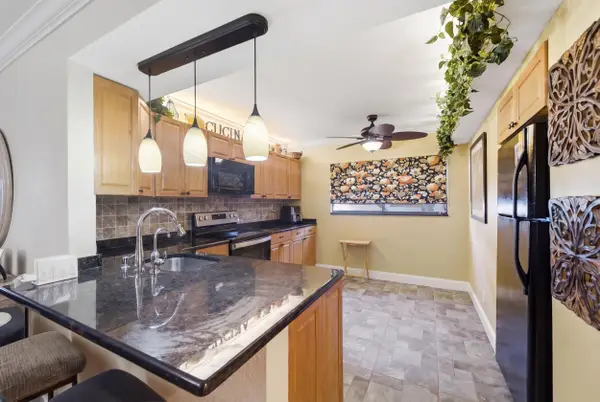 15301 Pembridge Avenue #44, Delray Beach, FL 33484