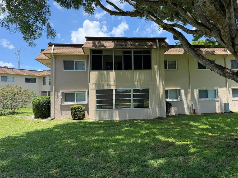 752 Lori Drive #210, Palm Springs, FL 33461 - #2