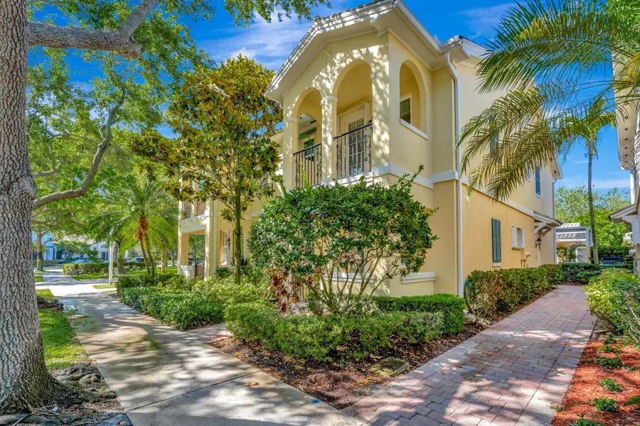 216 Barcelona Drive, Jupiter, FL 33458 - #3